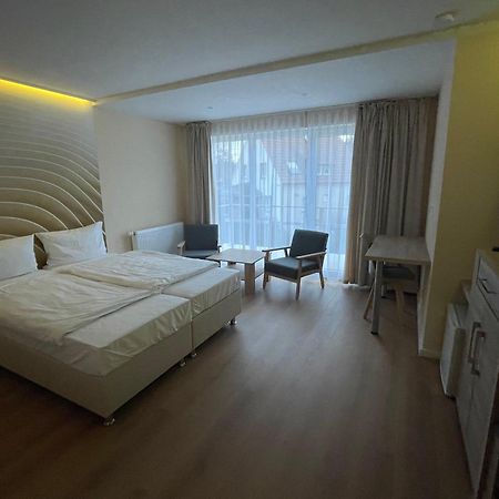 Hotel Andrea Crailsheim Kültér fotó