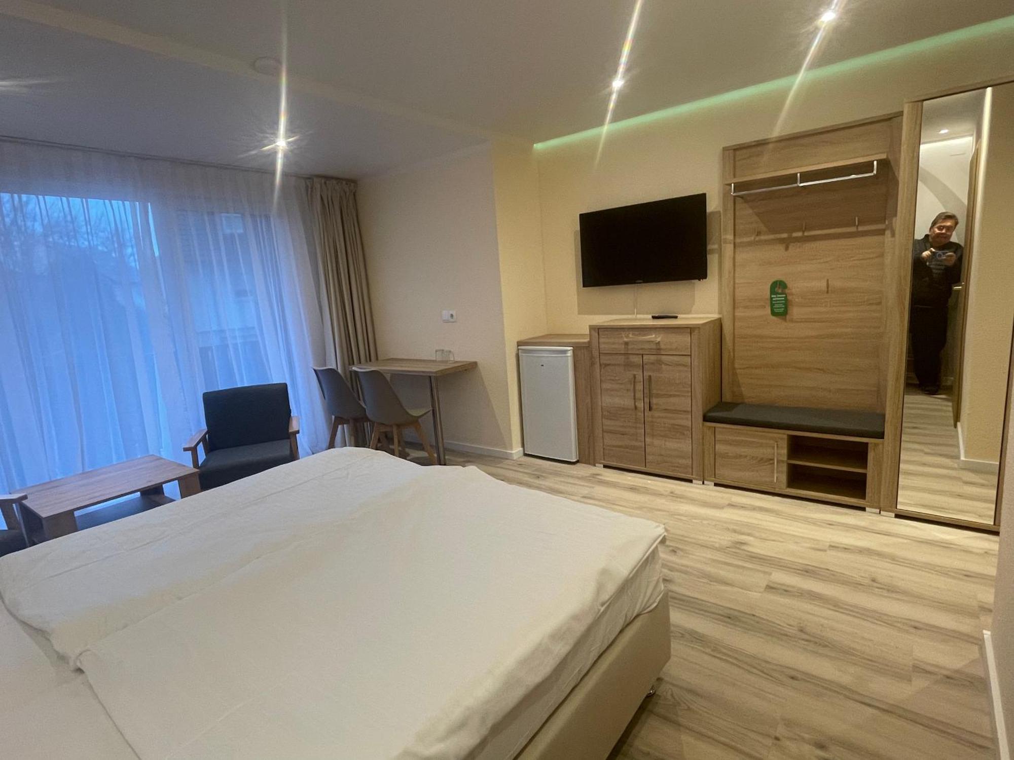 Hotel Andrea Crailsheim Kültér fotó