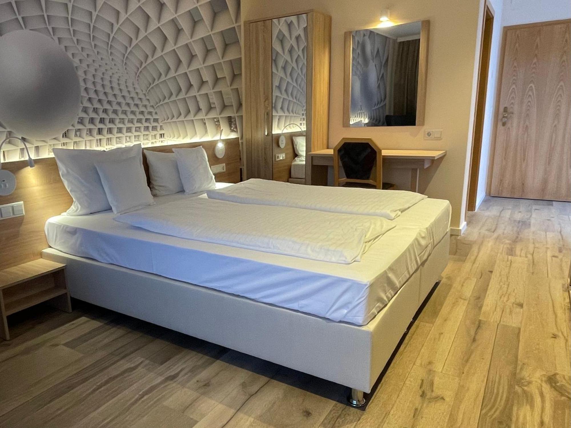 Hotel Andrea Crailsheim Kültér fotó